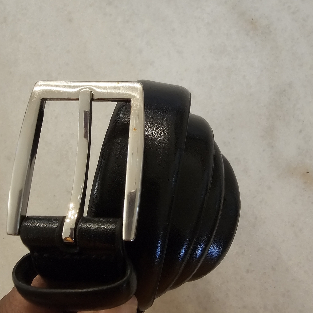 Jos.A. Bank Black Leather Belt | 42